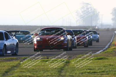 media/Jan-18-2026-CalClub SCCA (Sun) [[8bc6468723]]/Group 7 Race/Turn 1/
